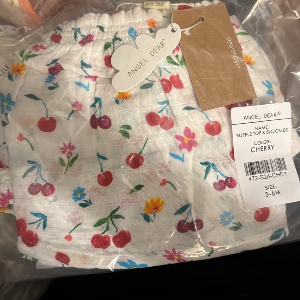 Ruffle top and Bloomer muslin
